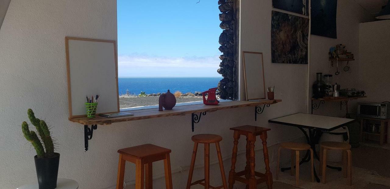 Basic En-Suite Bedroom By The Sea Guinea Dış mekan fotoğraf