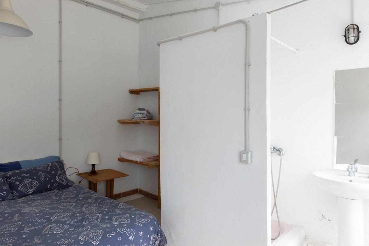 Basic En-Suite Bedroom By The Sea Guinea Dış mekan fotoğraf